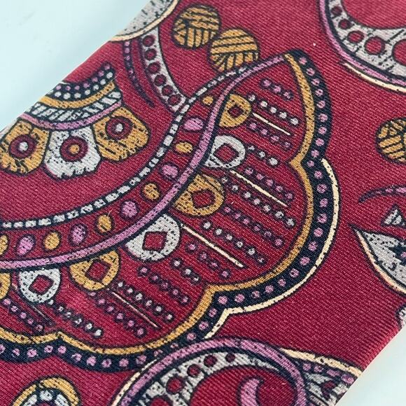 Harve Benard Paisley Print Mens Neck Tie Burgundy Grey 100% Silk USA - Picture 2 of 5